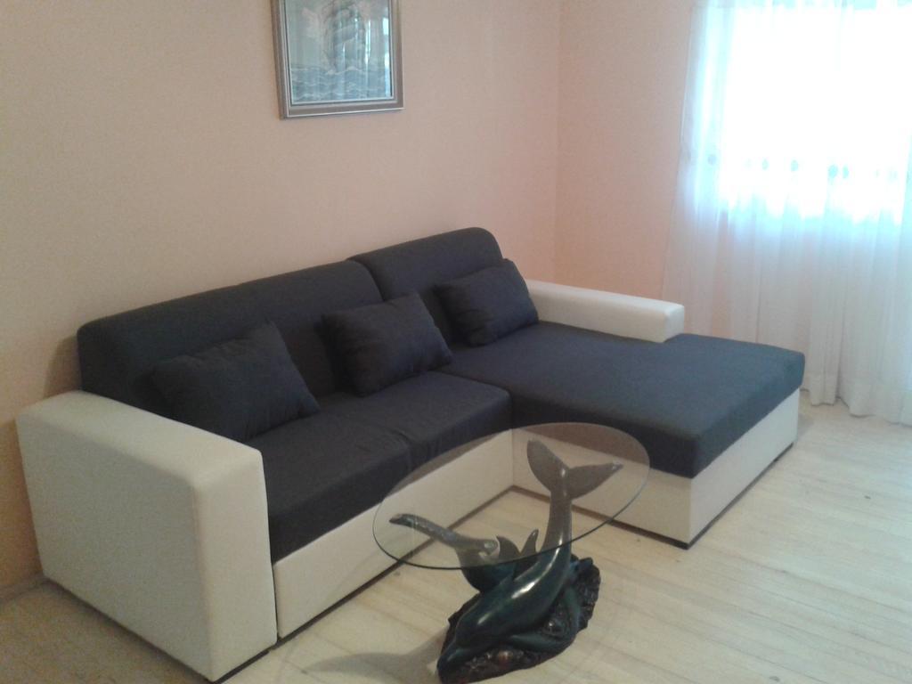 Apartmani Mira Vir Εξωτερικό φωτογραφία